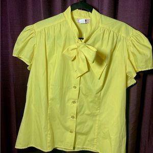 Heart of Haute Estelle bow top, 2X yellow